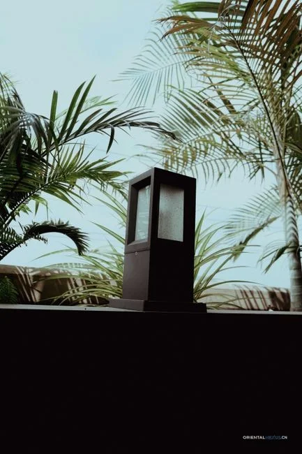 给外贸客户做画册，我第一件事从来不是打开排版软件——一个设计师的视觉信任建立术-具象智联 Orientalnexus.cn