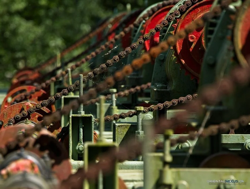 industrial_machinery/export_containers/supply_chain/technology_production/global_trade
